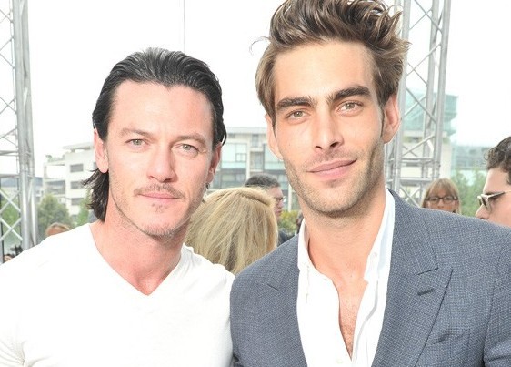 Luke EvansJon Kortajarenaˡ