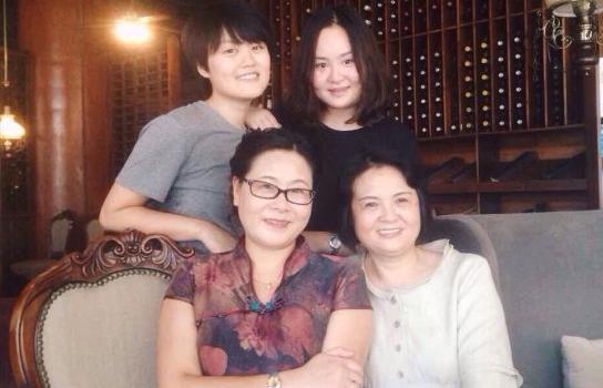 Ůͬ־ĳ飺裬밮ʵң