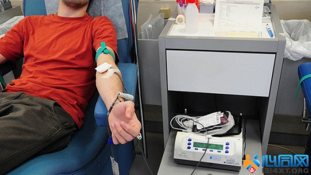 美国撤消同性恋和双性恋男子捐血禁令