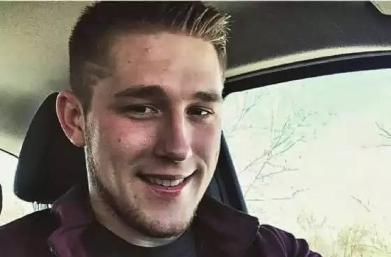 一封来自大学篮球选手的出柜信 一封来自大学篮球选手的出柜信