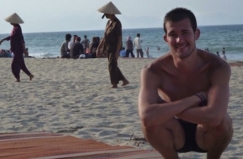 听障同志心路历程 大家看到助听器都不理我… 听障同志心路历程 大家看到助听器都不理我…