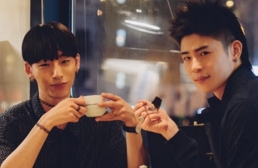 日韩男模跨国恋!童话故事中走出来 日韩男模跨国恋!童话故事中走出来