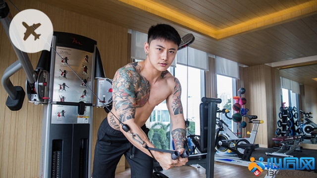 泰国首位变性男模 开设第三性专用健身房