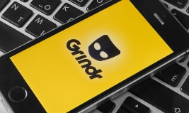 ͬ־Grindr© ûϢλýع