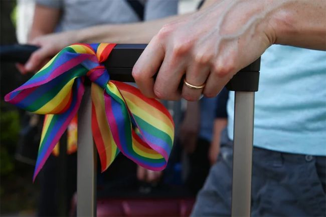 台湾拟修法承认两岸同性婚姻 允许在台注册结婚