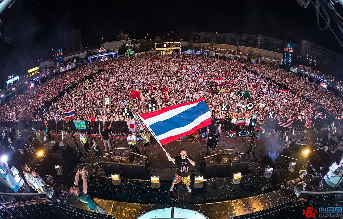 S2O Songkran Music Festival 2023泰国曼谷泼水电音节湿身嗨起来