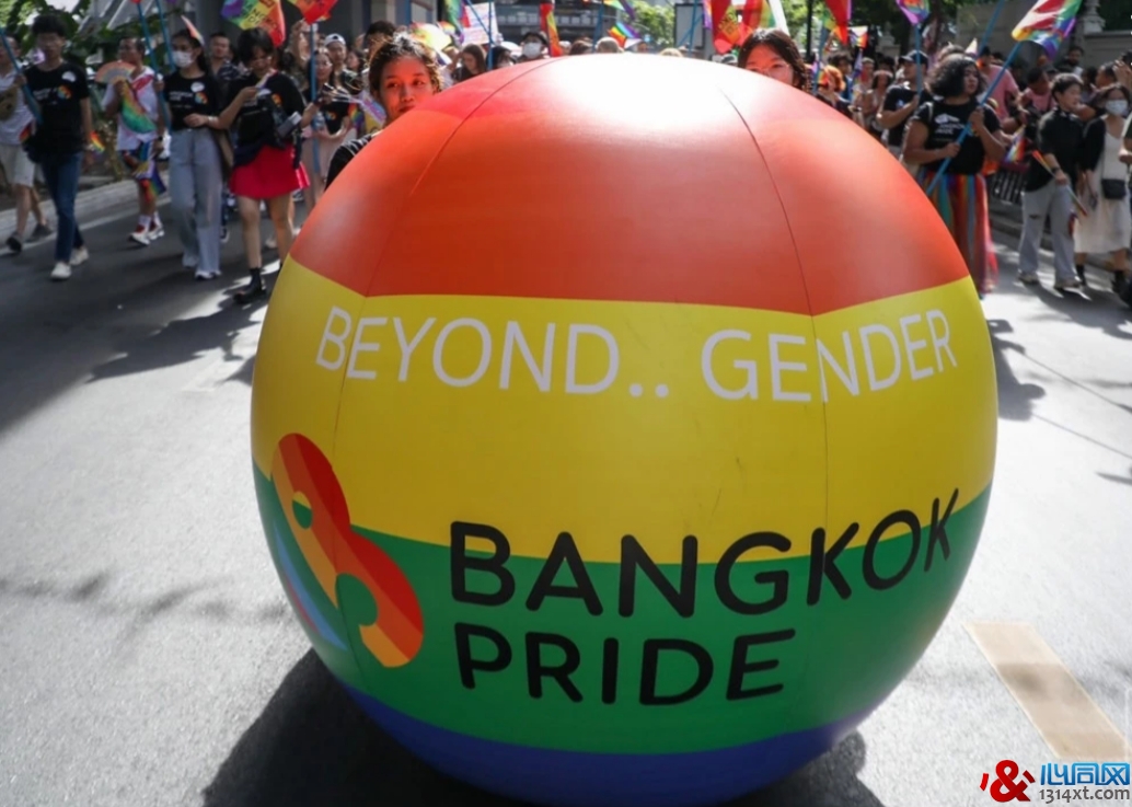 泰国推动同性婚姻合法化 曼谷申办2028世界骄傲节