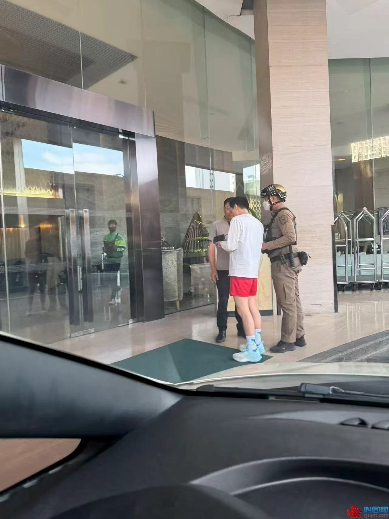 ��ſ��̫�ߵ�������JC Kevin�Ƶ걻�׵��ټ�