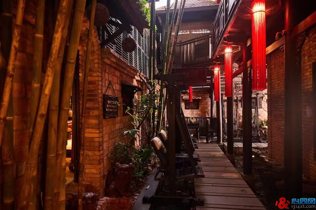 ���Ǽ۾���Զ�����������ɣ�ú�־��ADAM�������»�