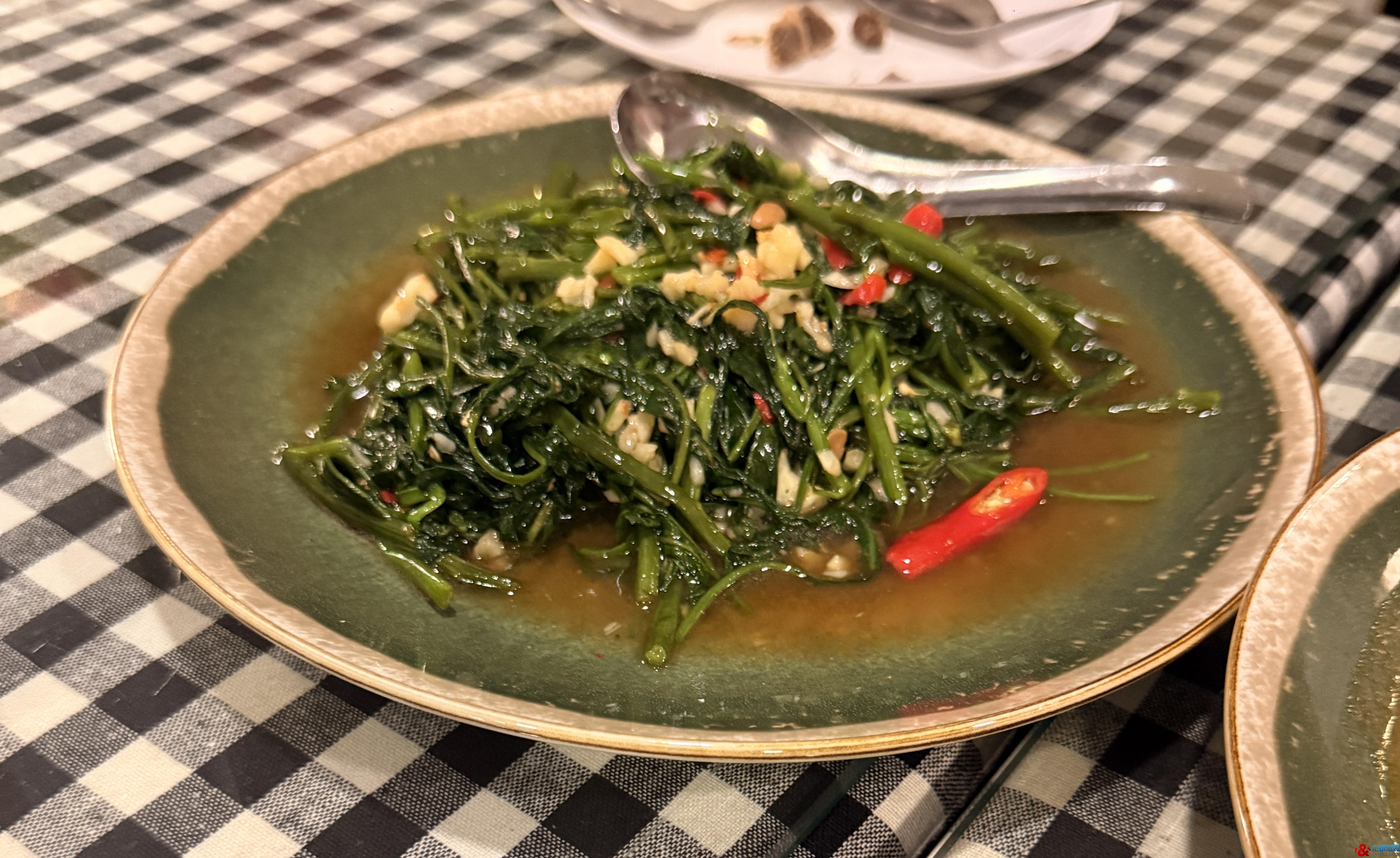 万象同志酒吧CCC Bar | 老挝宝藏餐厅Papao