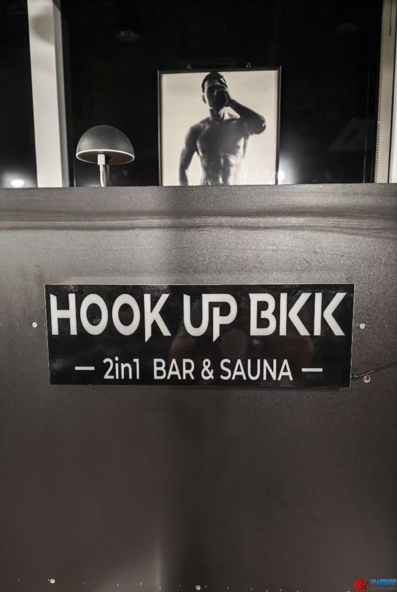 ����Ѳ�����ȹ�SIDE.BKK���� �ư�+ɣ��HOOK UP BKK��ճ���